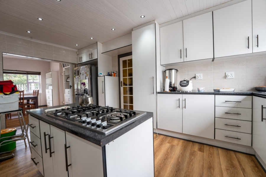 4 Bedroom Property for Sale in Walmer Eastern Cape